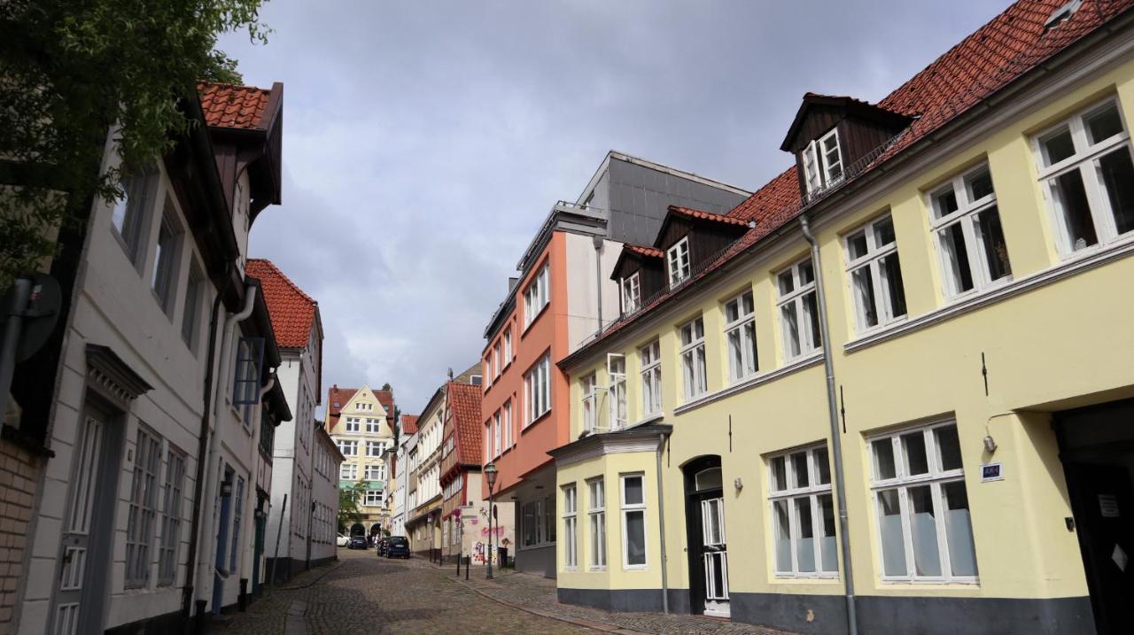 Kapitainskoje direkt am Hafen Flensburgs Lägenhet Exteriör bild